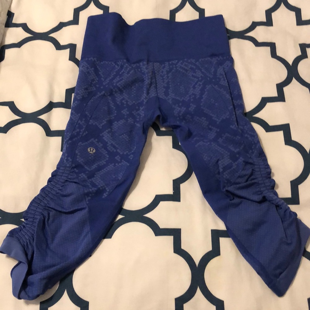 Barely worn Lululemon pants